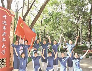 潘长江夸唐嫣厨艺好，为何说罗晋害怕了？游戏画面