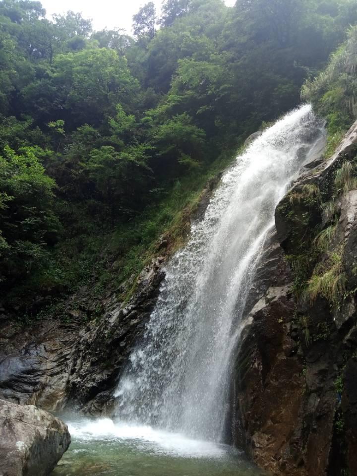 竞技游戏